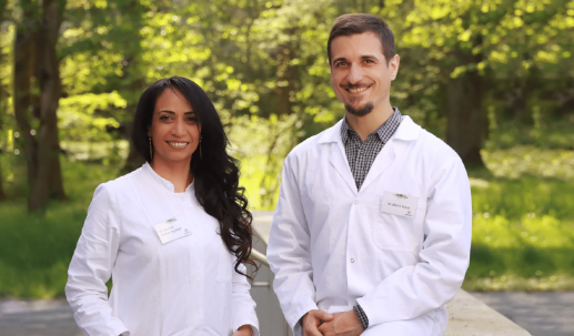 Dr. Marzieh Shafiee Hajiabad und ihr Freund und Mitbegründer Vimions, Marco